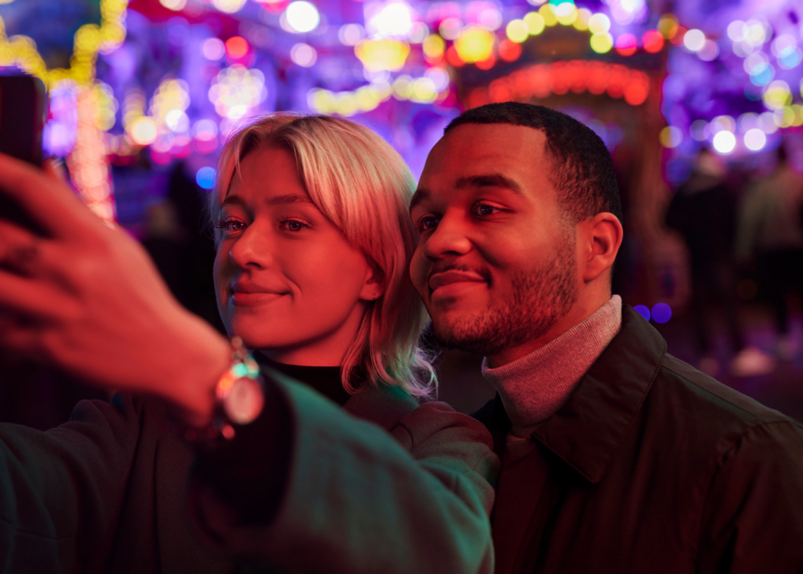 What Is Love-Loreing? Why You Should ‘Date For the Lore’