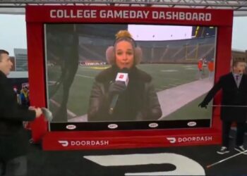 Jess Sims drops hilarious NSFW comment about Michigan weather on College GameDay