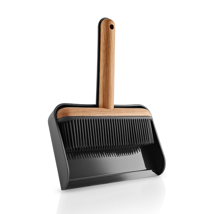 A dustpan and brush set. 