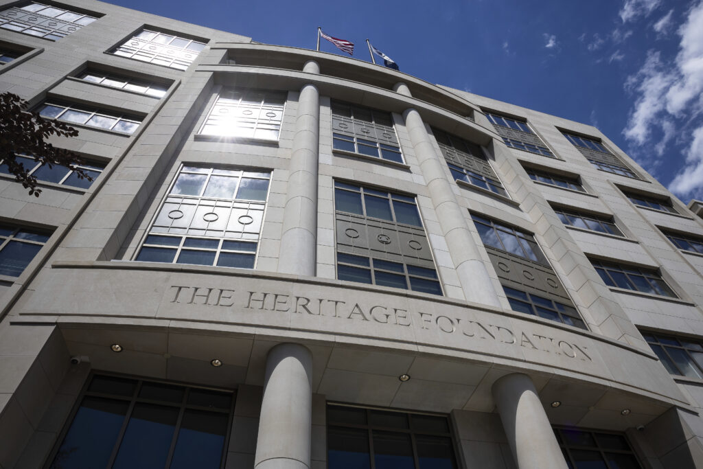 Heritage board member resigns over organization’s defense of Tucker Carlson