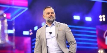 Scandal-plagued lawmaker spent $80K in donor funds on casinos, jets and dinners: report