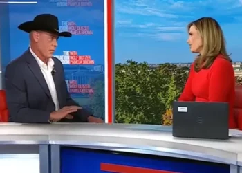 ‘How can you not condemn?’ GOP lawmaker cornered on CNN over Trump’s dark threats