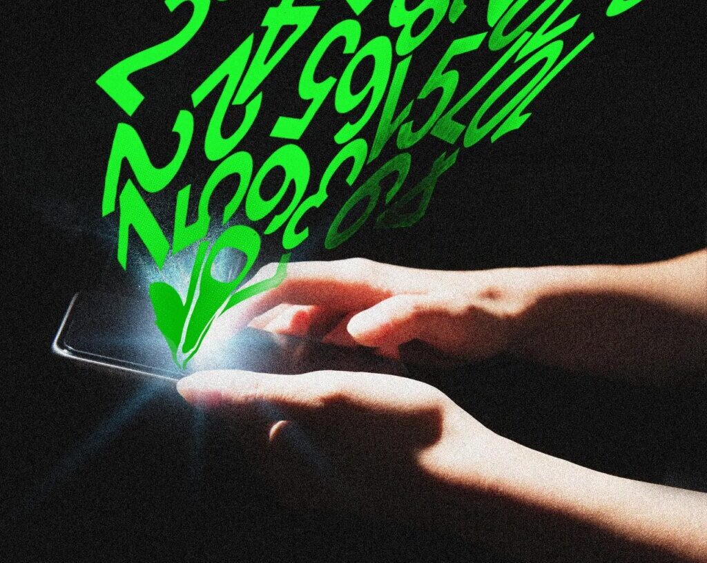 A Simple WhatsApp Security Flaw Exposed 3.5 Billion Phone Numbers