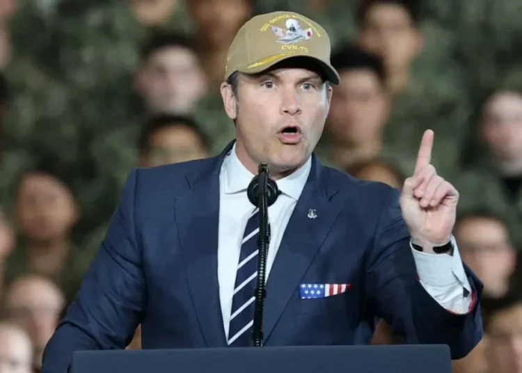 ‘Grotesque corruption’: GOP strategist tears into Pete Hegseth’s ‘sinister’ threat