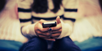 Teens Are Choosing AI Chatbots Over Actual Friends