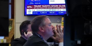 Market crash imminent as ‘defining moment’ for economy nears: report