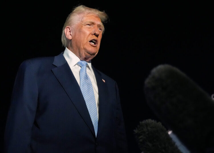 Trump to back primary against Indiana Republican who opposes redistricting