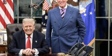 Far-right figure posts photo with Trump to prove president isn’t ‘slipping and near death’