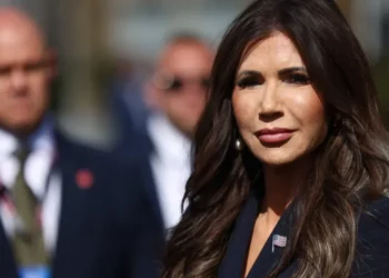 DHS Secretary Kristi Noem admits to handing out ‘fake’ bonus checks for photo op: report