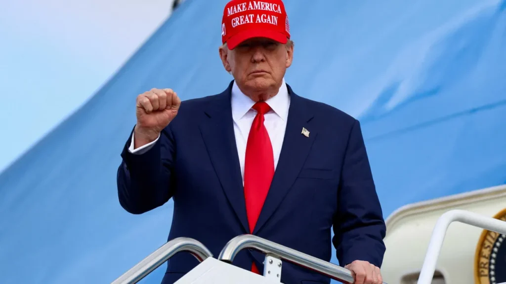 Conservative prosecutor warns Trump he’s ‘handing Democrats’ his articles of impeachment