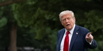 ‘I thought he might have a coronary’: Ex-White House reporter recounts showdown with Trump