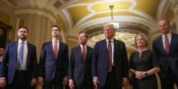 ‘Appalling spectacle’: Ex-GOP insider accuses Republican senators of being ‘compromised’