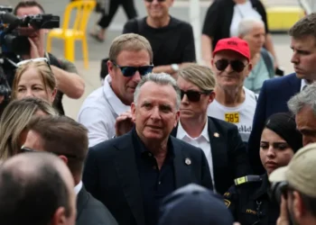 ‘I’m sorry’: Ex-Pentagon official snaps Trump ally’s defense of ‘out-of-his-depth’ envoy