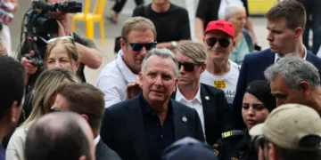 ‘I’m sorry’: Ex-Pentagon official snaps Trump ally’s defense of ‘out-of-his-depth’ envoy