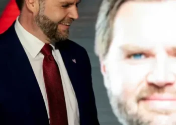 ‘JD Vance suffers’ as president’s polls plummet – with one MAGA rival close on his heels