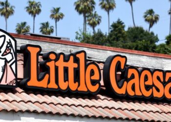 This Sonoma County town banned chain businesses. So, how did a Little Caesars get city approval?