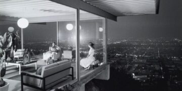 Iconic Stahl House, a Midcentury Modern stunner, up for sale