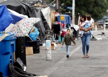 The mayor has declared the homeless emergency over. South L.A. merchants and residents aren’t so sure