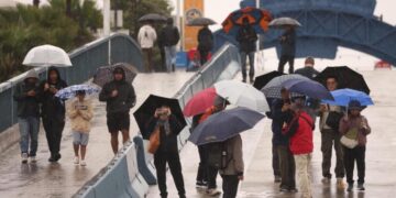 Flood advisory remains in effect across L.A. as ‘intense’ rain continues