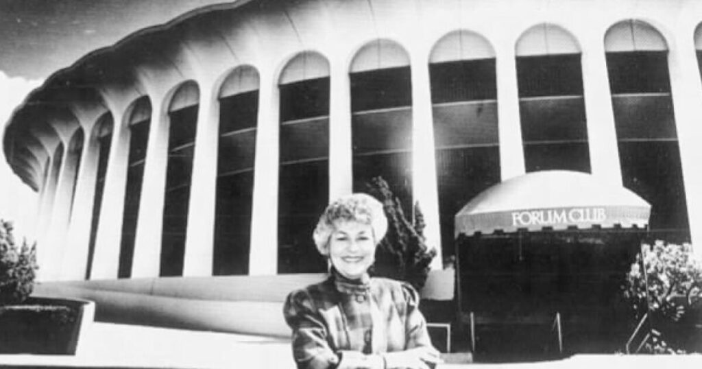 ‘Legend’: Claire Rothman, Forum president during Lakers’ ‘Showtime’ dynasty, dies at 97