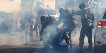 Federal prosecutors dismiss charges against woman shot by Border Patrol agent in Chicago