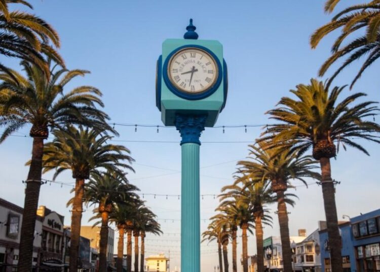 E-biking teens accused of violently assaulting Hermosa Beach man are arrested