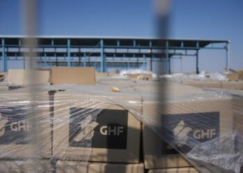 U.S.-backed aid company in Gaza shutters operations as Israel’s military and defense minister clash