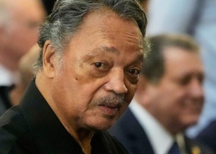 Civil rights leader Jesse Jackson leaves hospital after treatment for neurological disorder