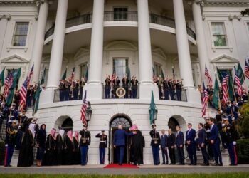 Giving thanks for a much-maligned Constitution and a nation at odds