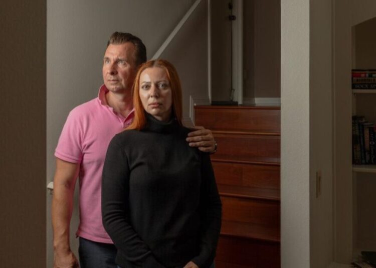 A Russian couple were living their L.A. dream. Then immigration grabbed them off the street