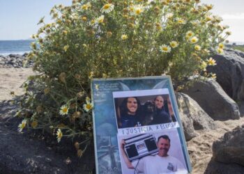 She set up three surfers visiting Mexico to be robbed, investigators say. All were found dead in a well.