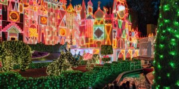 The best things to do, see and eat at Disneyland during its magical 2025 holiday season