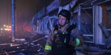 European leaders assure Ukraine of their support after U.S. peace plan leaves them sidelined