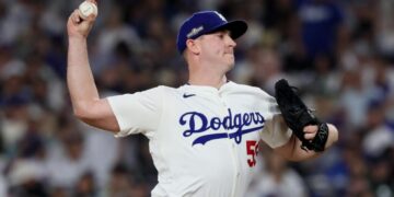 Dodgers non-tender Evan Phillips, but remain interested in re-signing the reliever