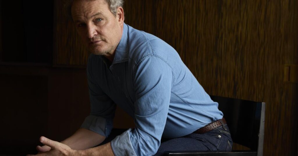 Jason Clarke enjoyed ‘disappearing’ into Alex Murdaugh in ‘Death in the Family,’ even if it hurt