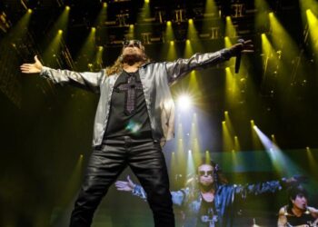 With record-breaking Forum performance, Maná gets crowned as the ‘Kings of L.A.’