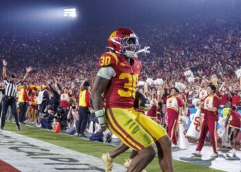 USC beat UCLA, but Lincoln Riley is still losing the battle for relevance