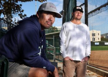 In 2009, a crash killed an Angels pitcher. How Kurt Suzuki helped the lone survivor heal
