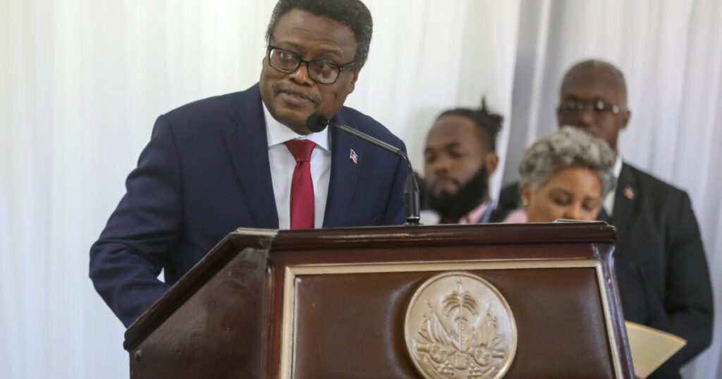 U.S. sanctions high-ranking Haitian official and accuses him of supporting gangs
