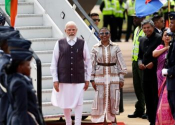 Leaders arrive for a first African G20 summit overshadowed by a rift between the host and the U.S.
