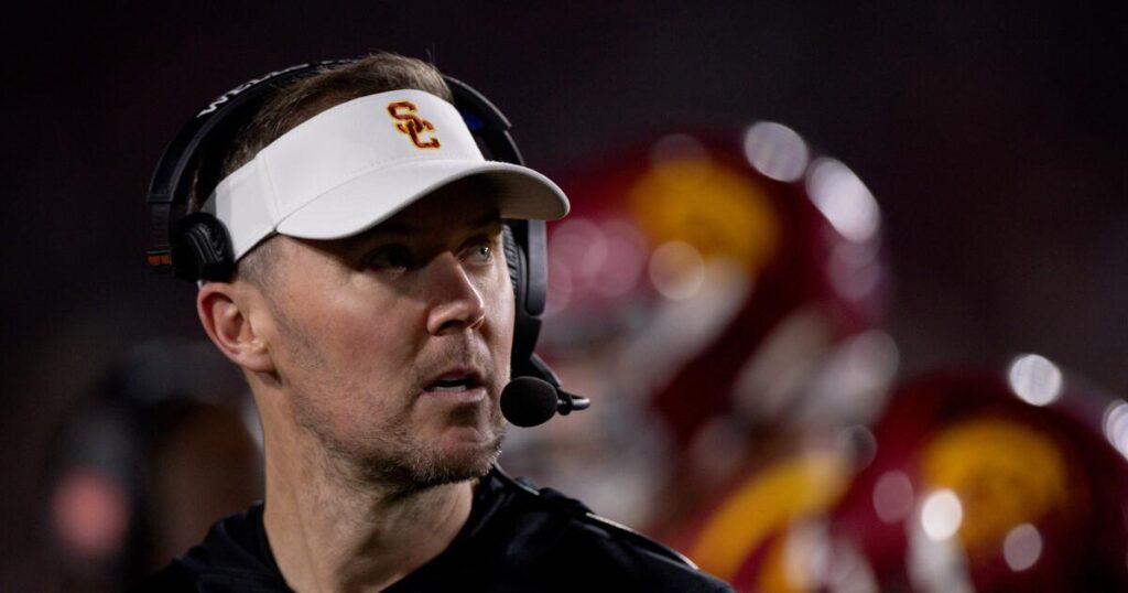Lincoln Riley urges USC players to embrace pressure during high-stakes game against Iowa
