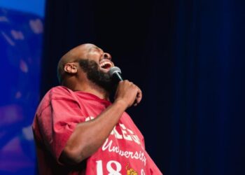 Key comedy advice from KevOnStage: Don’t just be funny, be ‘unavoidable’