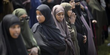 Trump pledge to ‘immediately’ end protections for Minnesota Somalis sparks fear and legal questions
