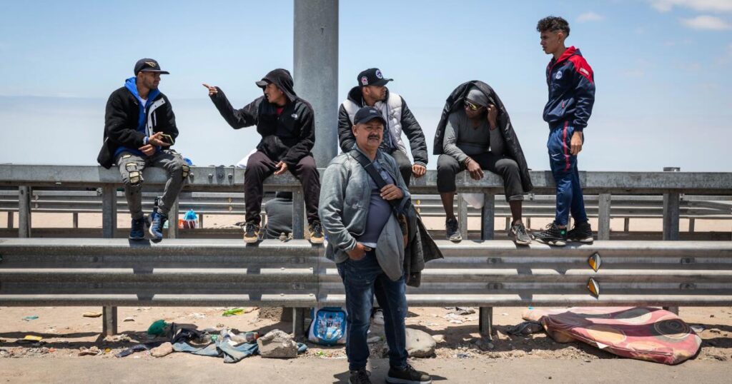 Peru to declare a state of emergency as migrants arriving from Chile trigger backlash