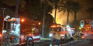 Palisades fire victims claim a state park official restricted efforts to fight earlier blaze