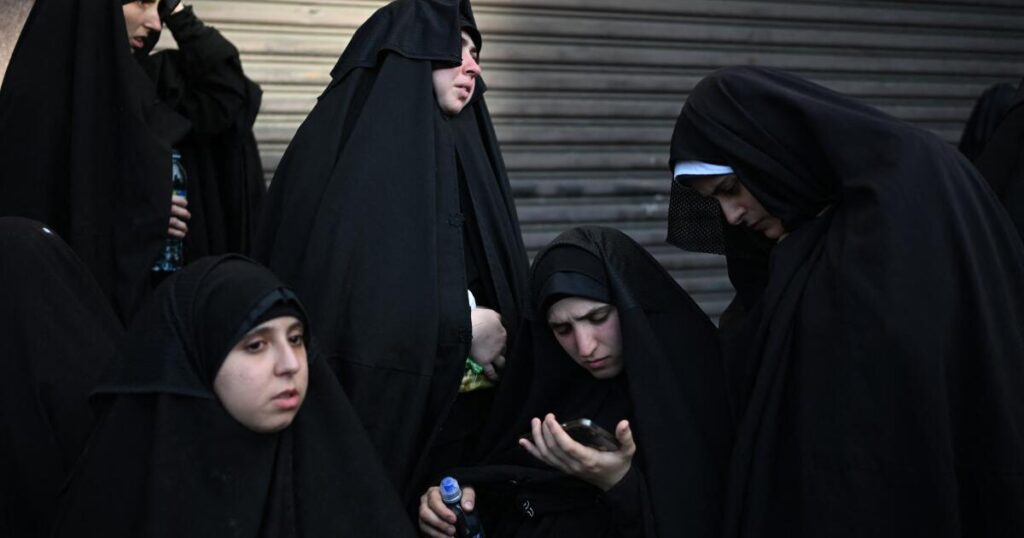 Colombia raids hotel hosting Lev Tahor sect members and takes 17 children into protective custody