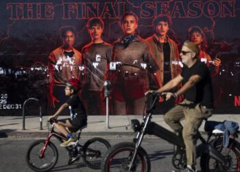 How ‘Stranger Things’ became Netflix’s ‘Star Wars,’ propelling it into Hollywood’s stratosphere