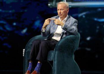 Former Google chief accused of spying on employees through account ‘backdoor’