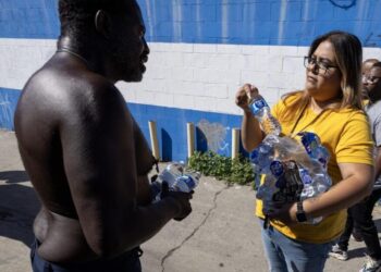 L.A. County seeks to slash funding for some homeless services amid budget trouble