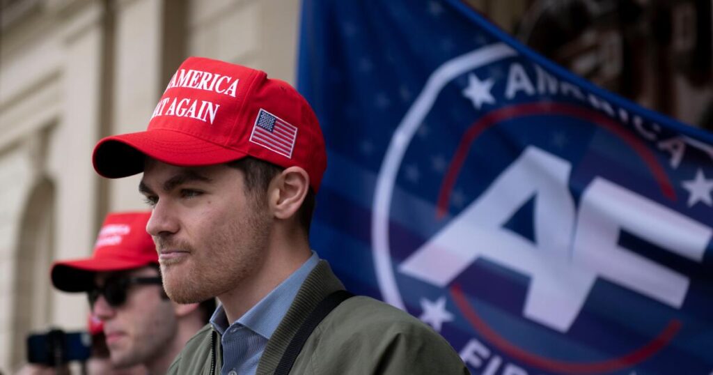 Trump’s comments about Fuentes and Carlson could prolong a Republican rift over antisemitism